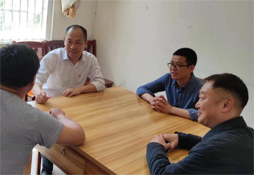 產(chǎn)業(yè)強(qiáng)基，民生為重，結(jié)對(duì)幫扶，攜手共富